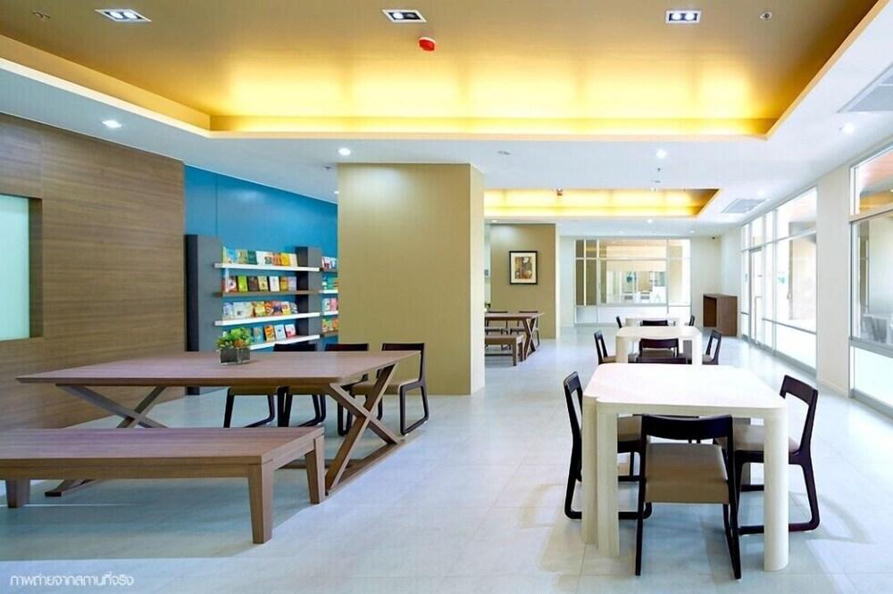 Airport Link Hua Mak Condo Bangkok Kültér fotó